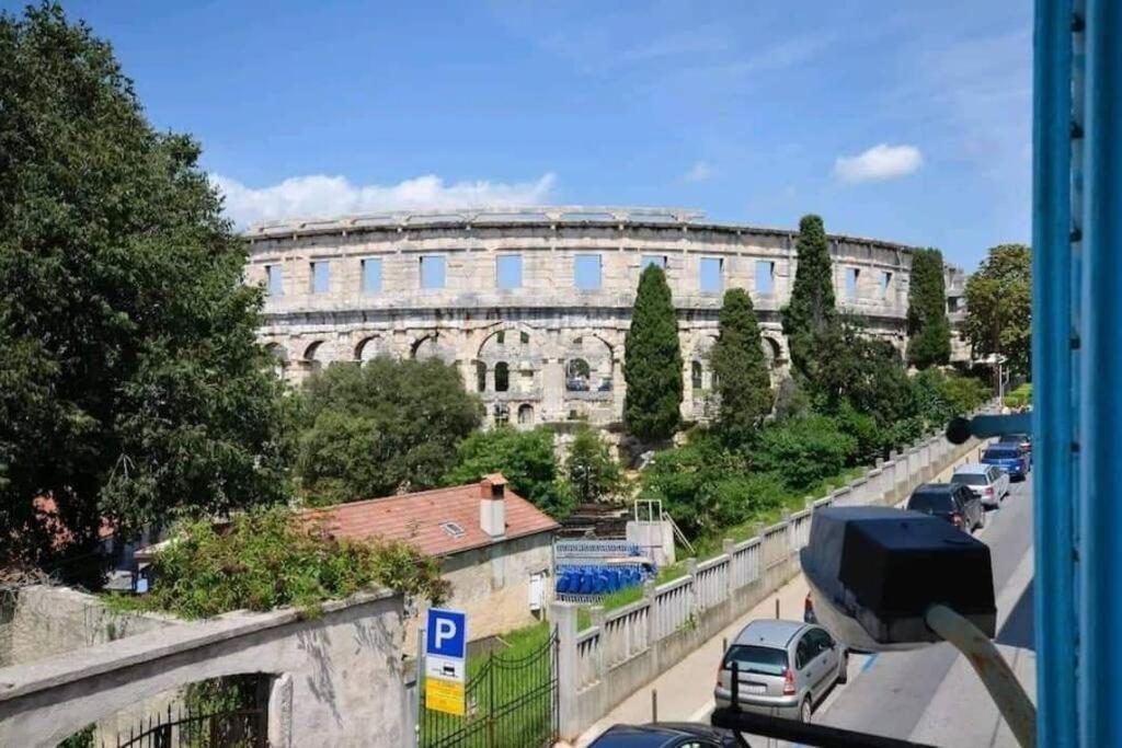 Colloseum View From The Apartment PUY Exterior foto